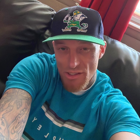 Meet your Posher, Travis - Picture 1 of 1